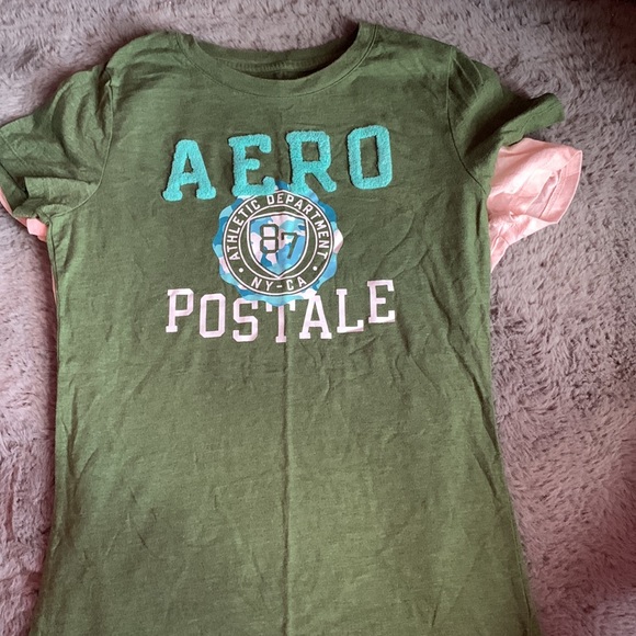 2 womens Aeropostale shirts, size M - Picture 3 of 5
